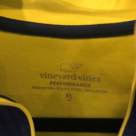 Vineyard Vines 3/4 zip up pullover - Picture 4 of 5